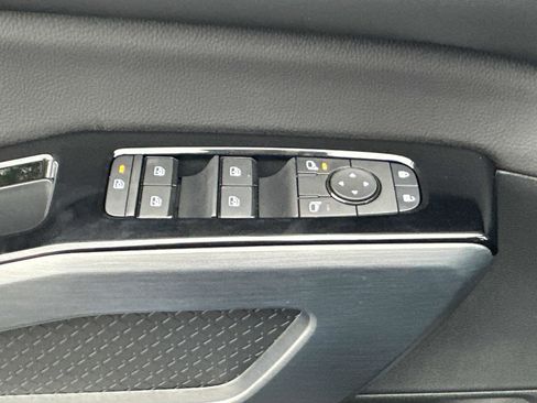 New 2025 Nissan Pathfinder SL image 23