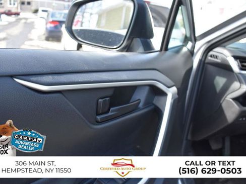 Used 2025 Toyota RAV4 LE image 13