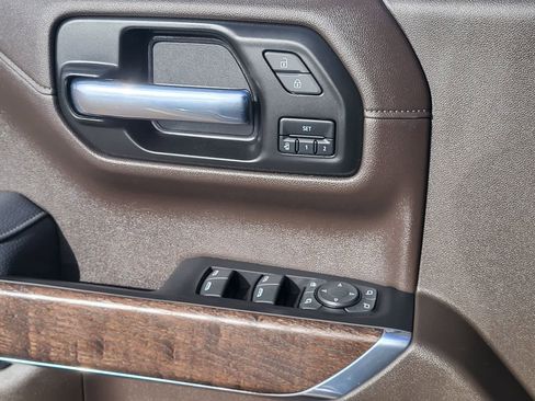 Used 2021 GMC Sierra 1500 Denali w/ Driver Alert Package II image 16