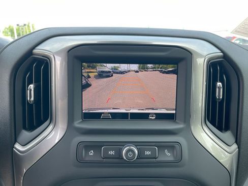 Used 2024 GMC Sierra 2500 Pro w/ Convenience Package image 17