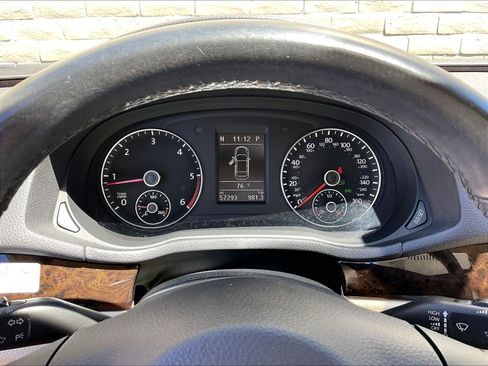 Used 2015 Volkswagen Passat TDI SEL Premium FWD image 20