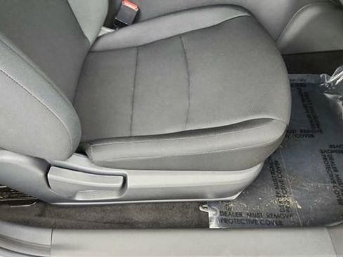 Used 2025 Nissan Sentra S image 22