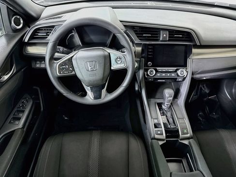 Used 2019 Honda Civic EX image 3