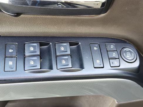 Used 2018 Chevrolet Silverado 2500 LTZ w/ Duramax Plus Package image 21