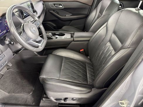 Used 2021 Nissan Rogue Platinum FWD image 7