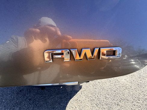 Used 2012 GMC Terrain SLT w/ Chrome and Technology Package image 47