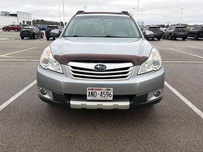 Used 2011 Subaru Outback 3.6R Limited w/ PWR Moonroof Pkg