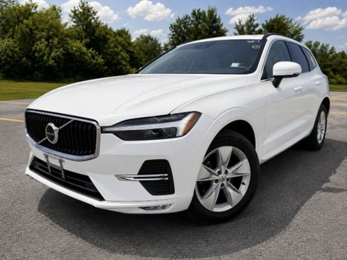 Used 2022 Volvo XC60 B5 Momentum AWD/4WD image 3