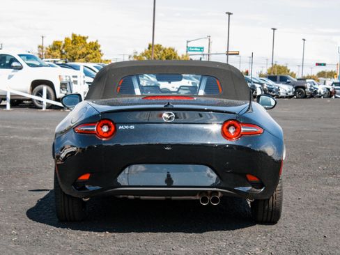 New 2026 MAZDA MX-5 Miata Club w/ Interior Package RWD image 5