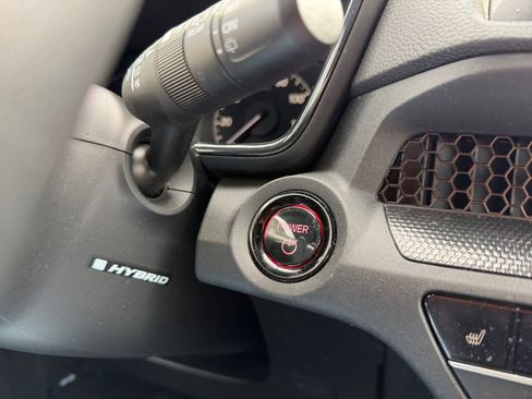 Used 2025 Honda CR-V Sport image 25