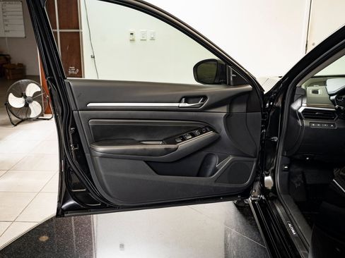 Used 2023 Nissan Altima 2.5 SL image 22