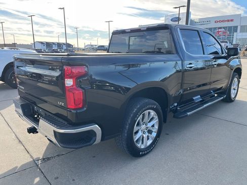 Used 2020 Chevrolet Silverado 1500 LTZ w/ LTZ Premium Package image 5