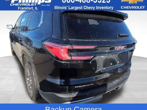 Used 2025 GMC Acadia Elevation image 2