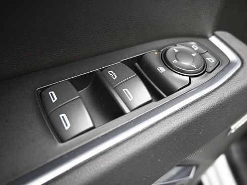 Used 2025 GMC Sierra 1500 Elevation AWD/4WD image 11