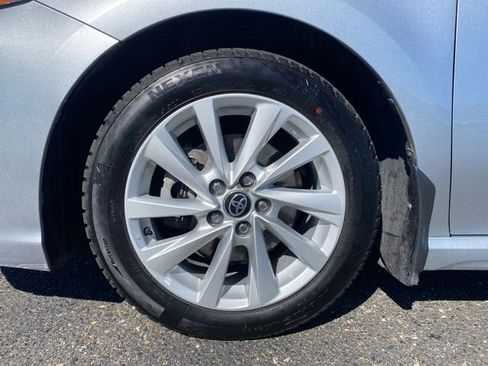 Used 2022 Toyota Camry SE image 20