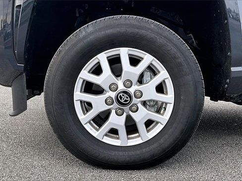 Used 2024 Toyota Tacoma SR5 image 30