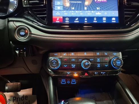 Certified 2024 Dodge Durango R/T AWD/4WD image 23