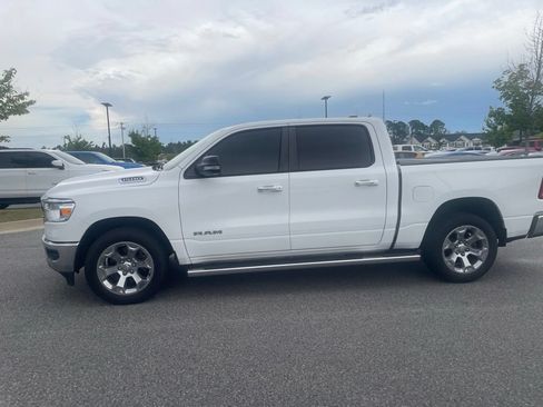 Used 2019 RAM 1500 Big Horn AWD/4WD image 3