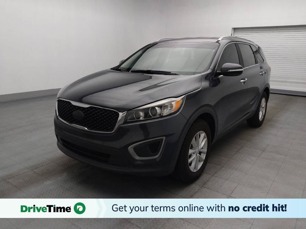 Used 2017 Kia Sorento FWD image 1