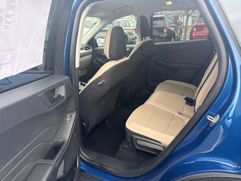 Used 2022 Ford Escape SE w/ Convenience Package image 14