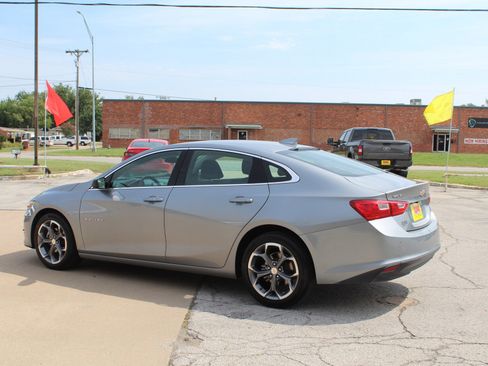 Used 2024 Chevrolet Malibu LT FWD image 8