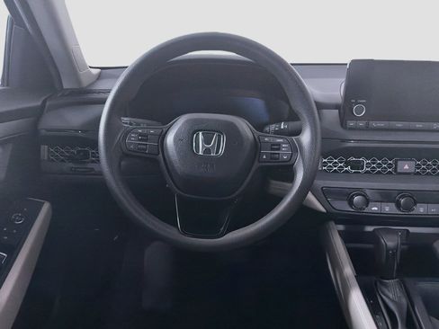 Used 2025 Honda Accord LX image 17