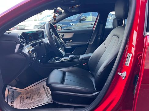 Used 2019 Mercedes-Benz A 220 image 10