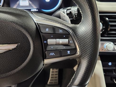 Used 2022 Genesis G70 3.3T image 51