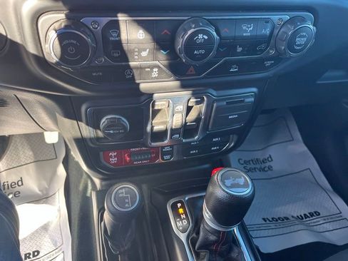 Used 2022 Jeep Wrangler Unlimited Rubicon w/ Steel Bumper Group image 19