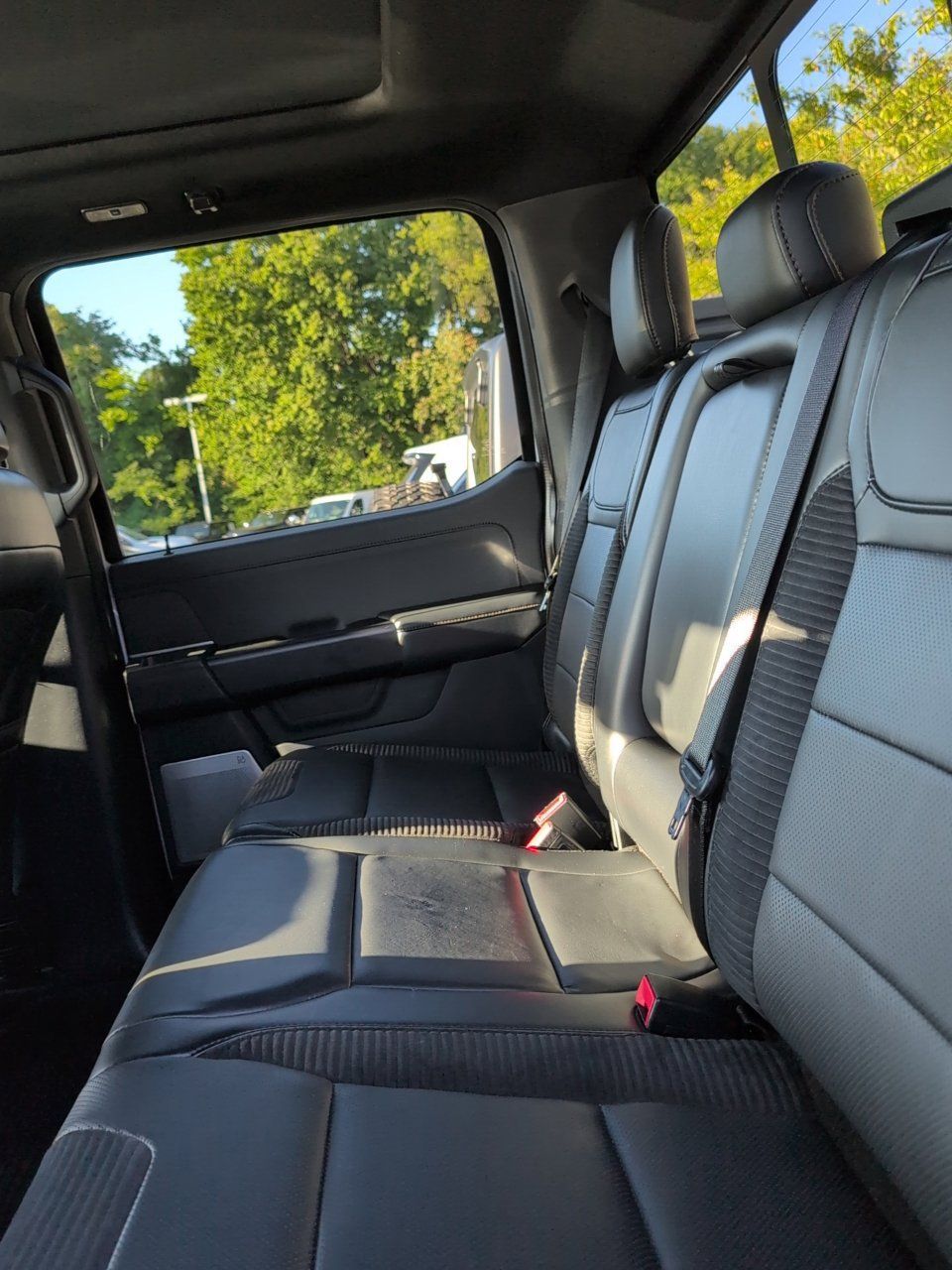 Used 2021 Ford F150 Raptor w/ Equipment Group 801A High AWD/4WD image 20
