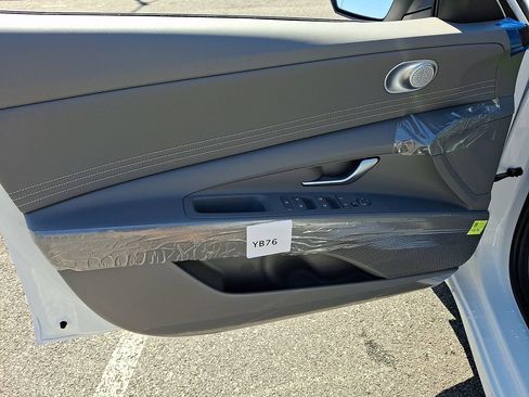 New 2026 Hyundai Elantra Sport FWD image 9