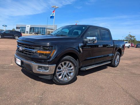 Used 2024 Ford F150 XLT w/ Equipment Group 302A MID image 4