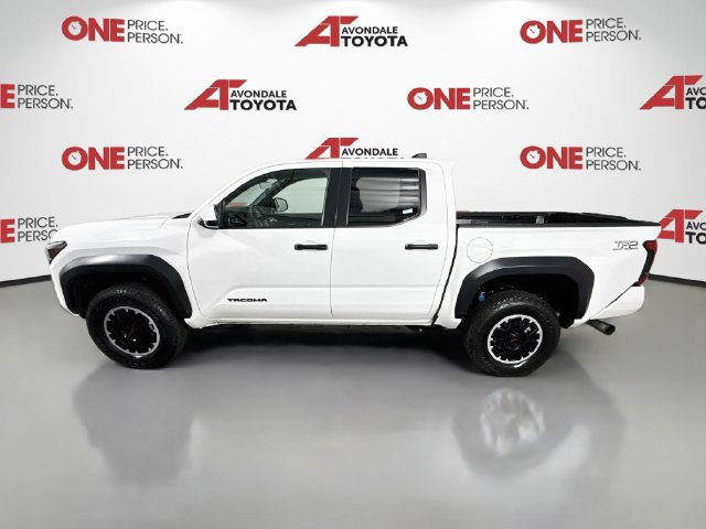 Used 2024 Toyota Tacoma TRD Off-Road AWD/4WD image 4