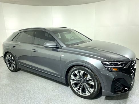 Certified 2025 Audi Q8 Premium Plus w/ Premium Plus Package image 29