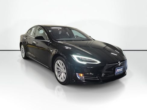 Used 2020 Tesla Model S Long Range AWD/4WD image 3