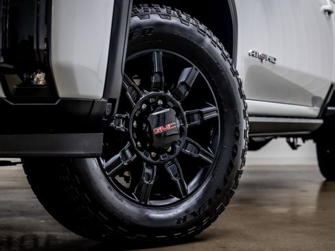 Used 2026 GMC Sierra 2500 AT4 w/ AT4 Premium Plus Package AWD/4WD image 26