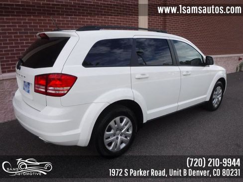 Used 2017 Dodge Journey SE image 3