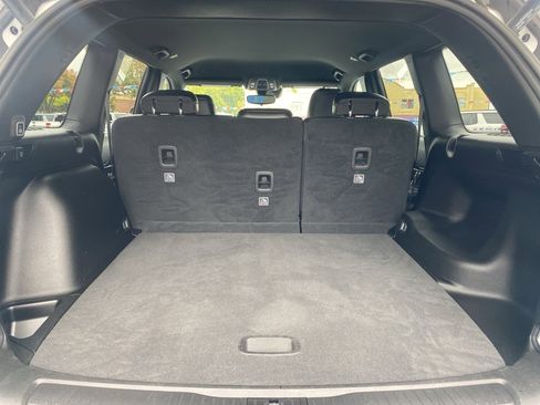 Used 2024 Jeep Grand Cherokee Altitude image 12