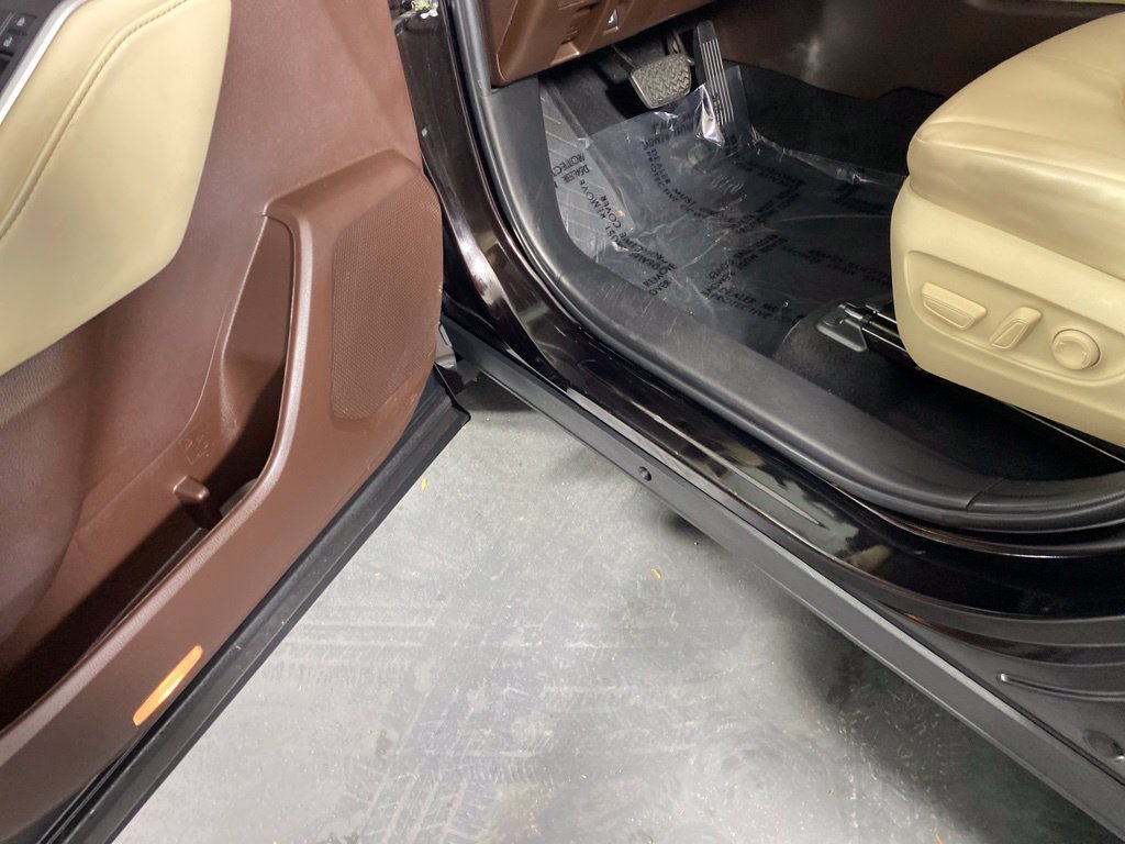 Used 2022 Toyota Highlander XLE AWD/4WD image 25