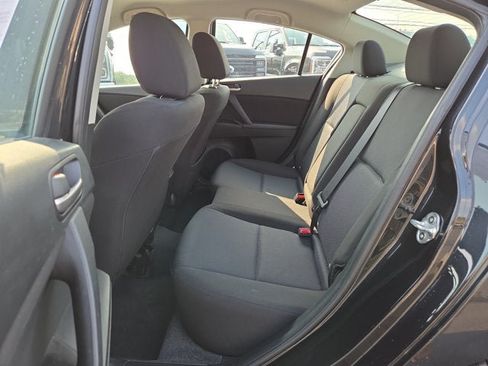 Used 2011 MAZDA MAZDA3 i Touring FWD image 11