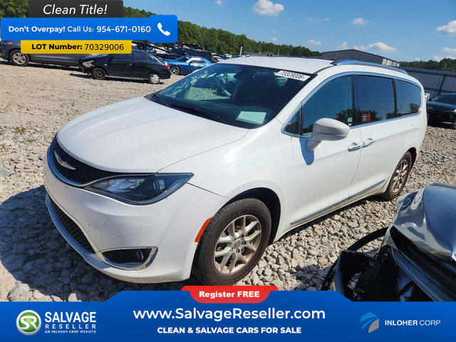 Used 2020 Chrysler Pacifica Touring-L FWD image 1