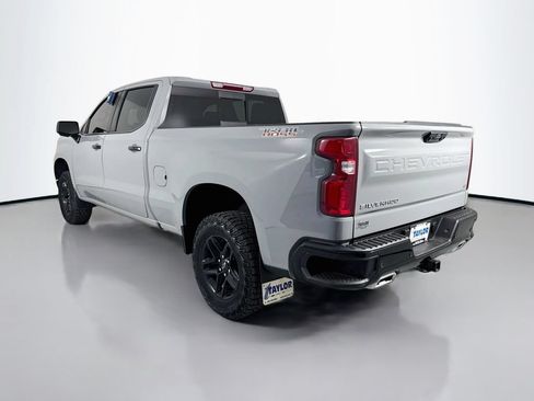 Used 2024 Chevrolet Silverado 1500 LT Trail Boss w/ LT Trail Boss Premium Package AWD/4WD image 5