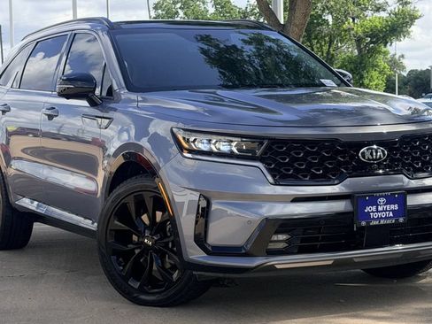Used 2021 Kia Sorento SX FWD image 2