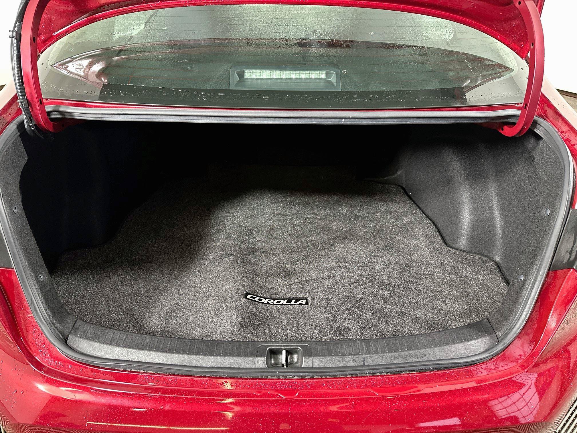 Certified 2022 Toyota Corolla LE w/ Carpet Mat Package (TMS) FWD image 23