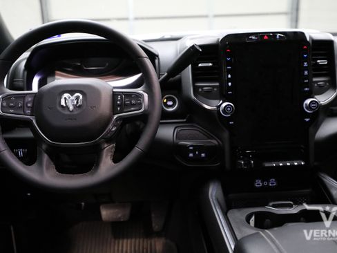 Used 2025 RAM 2500 Laramie w/ Sport Appearance Package image 8