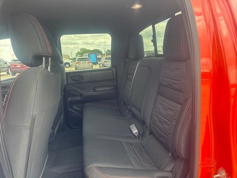 Used 2026 Nissan Frontier 4x4 Crew Cab image 15