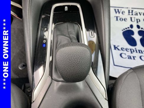 Used 2025 Toyota Corolla LE FWD image 20