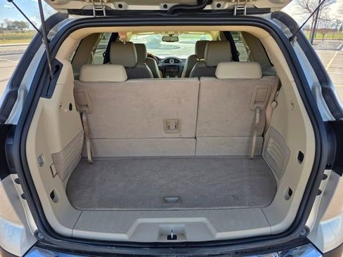 Used 2011 Buick Enclave CXL w/ Trailering Provision Package image 31