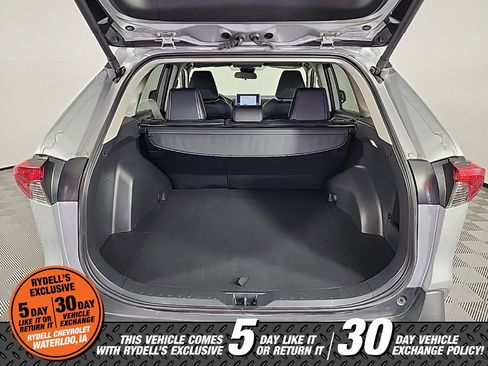 Used 2025 Toyota RAV4 XLE Premium image 12