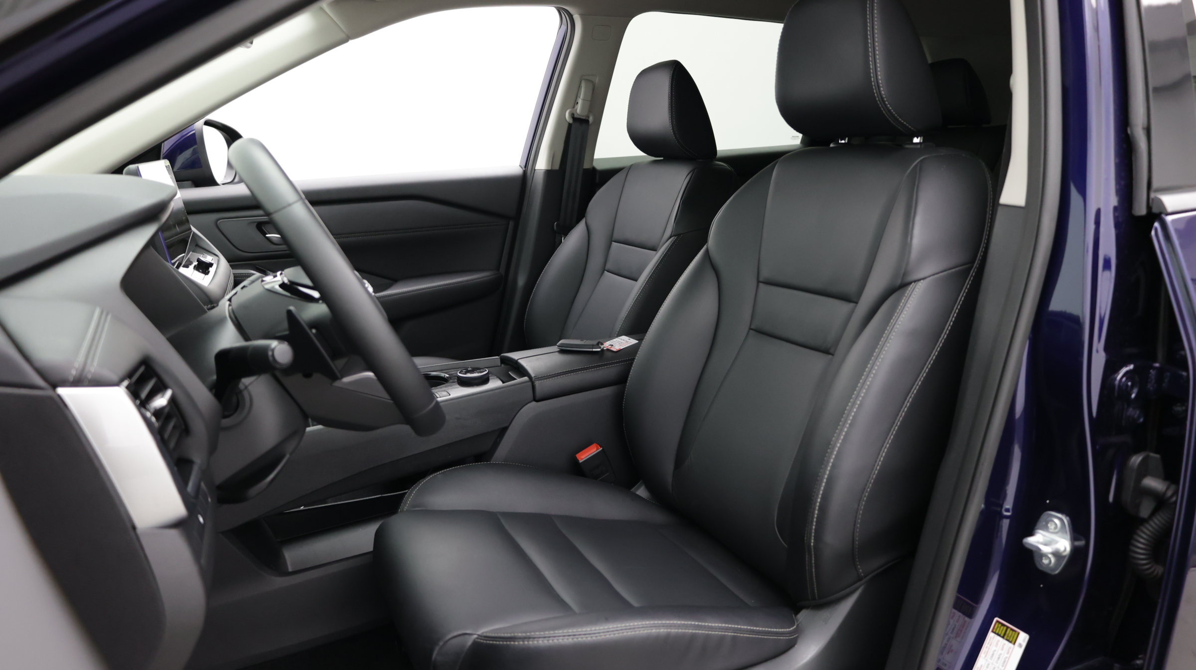 Used 2026 Nissan Rogue SL AWD/4WD image 15